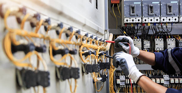 Professional Electrician technician working in Vero Beach, FL